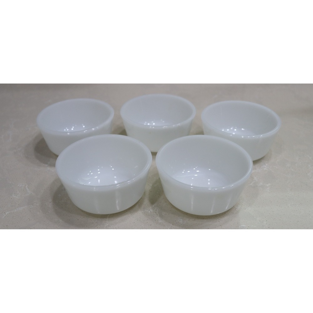 Anchor Hocking Fire King Milk Glass Custard Cups Ramekins White Set of 5 USA 434